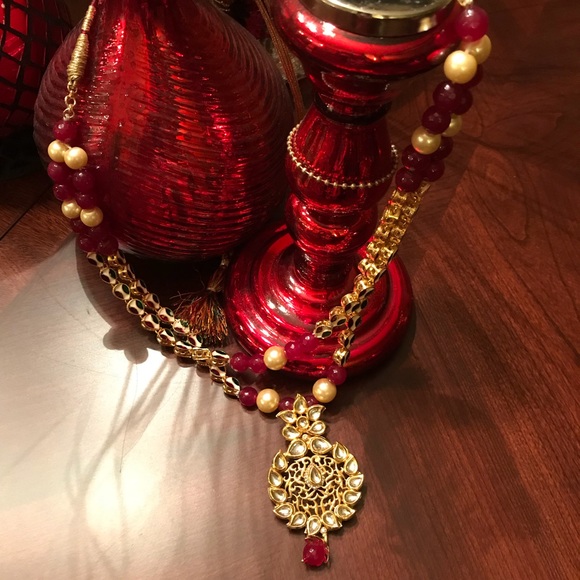 Traditional jewelry set brand new - Picture 2 of 3